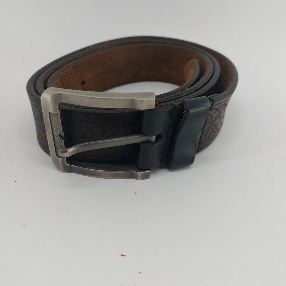 Men's Brown Leather Belt Skulls Embossed Size 46 Silver Tone Single Prong Buckle
